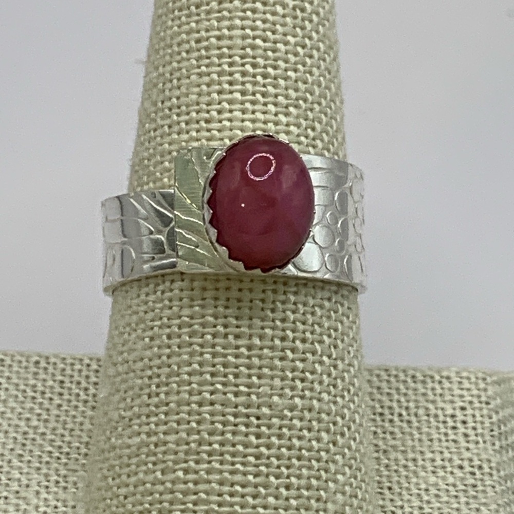 Sterling Silver Ring Set with Antique Raspberry Star Cabochon Adjustable NWT
